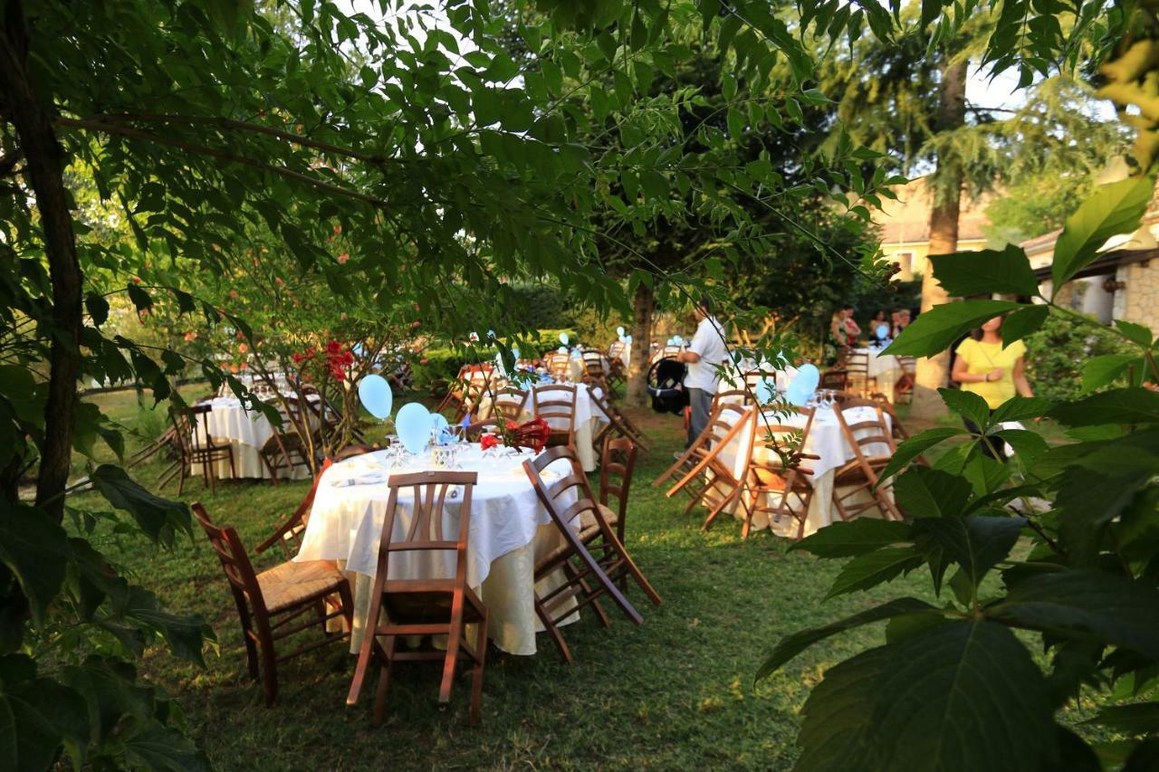 Vila Agriturismo Tre Santi Padula Exteriér fotografie