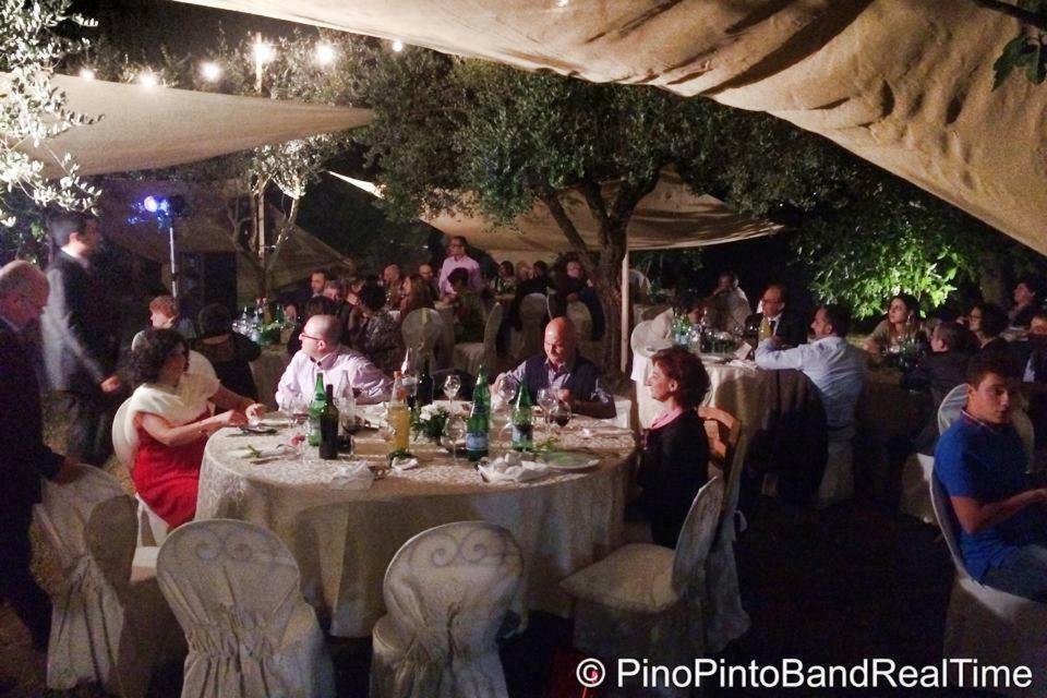 Vila Agriturismo Tre Santi Padula Exteriér fotografie
